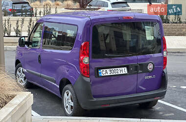 Минивэн Fiat Doblo 2011 в 