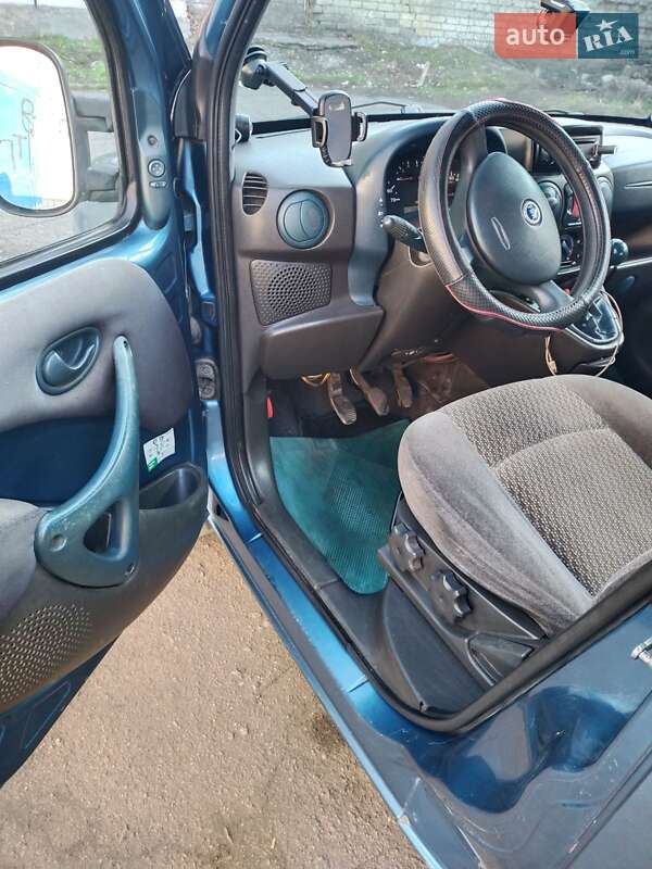 Минивэн Fiat Doblo 2003 в Першотравенске фото 4 Минивэн Fiat Doblo 2003 в Першотравенске