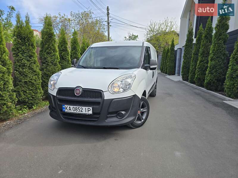 Вантажний фургон Fiat Doblo 2013 в Києві
