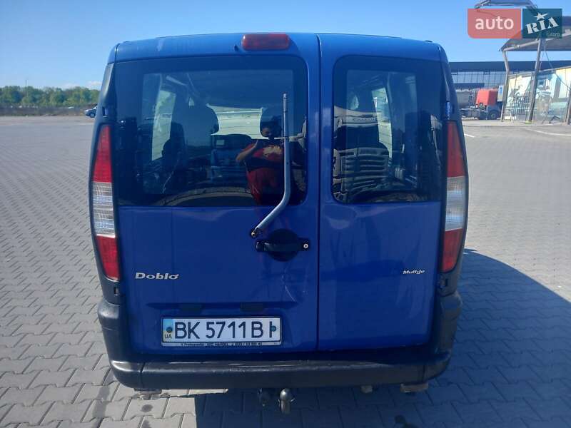 Мінівен Fiat Doblo 2005 в Чернівцях