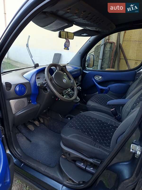 Мінівен Fiat Doblo 2002 в Кривому Розі