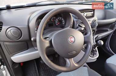 Мінівен Fiat Doblo 2011 в 