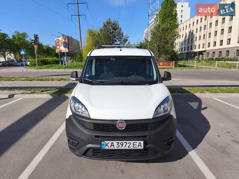 Вантажний фургон Fiat Doblo 2020 в 