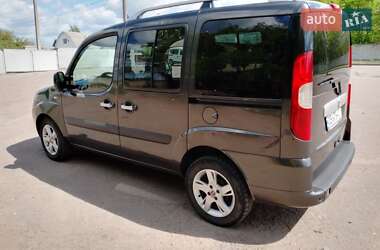 Минивэн Fiat Doblo 2009 в 