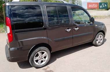 Минивэн Fiat Doblo 2009 в 