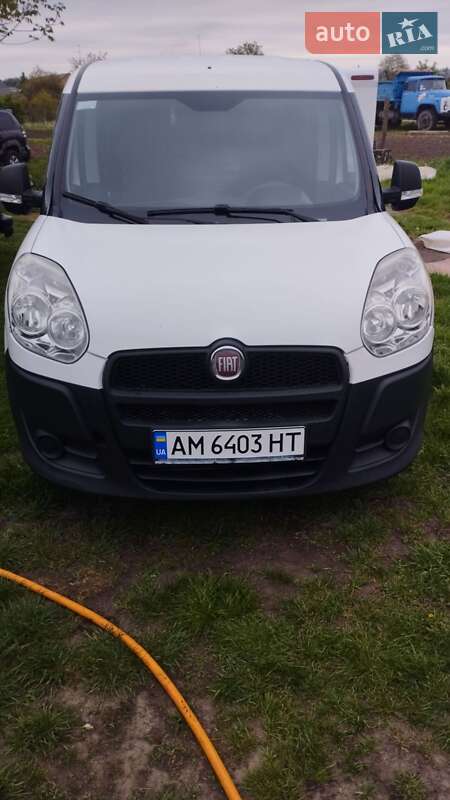 Fiat Doblo 2013
