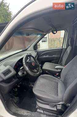 Вантажний фургон Fiat Doblo 2012 в 