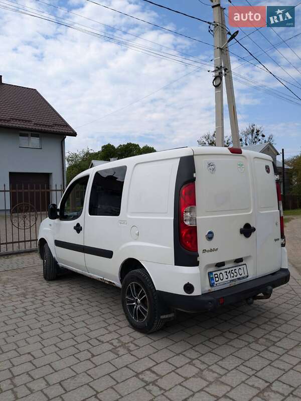 Минивэн Fiat Doblo 2007 в Львове