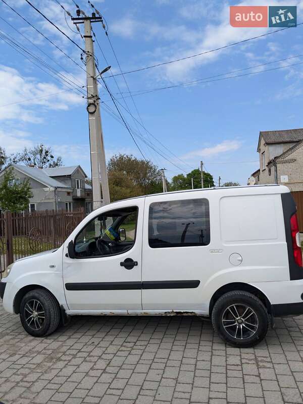 Минивэн Fiat Doblo 2007 в Львове