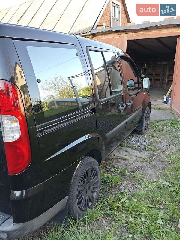 Минивэн Fiat Doblo 2006 в Хмельницком