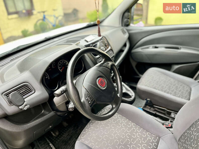 Минивэн Fiat Doblo 2013 в Луцке