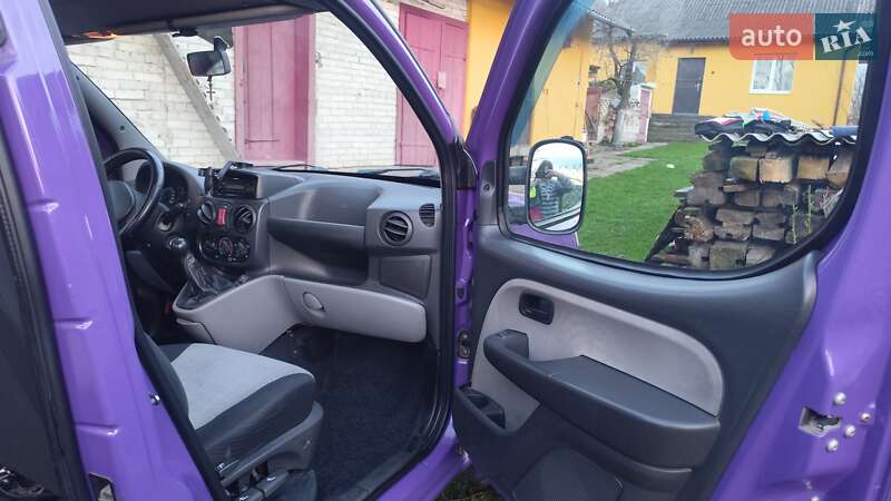 Минивэн Fiat Doblo 2008 в Львове