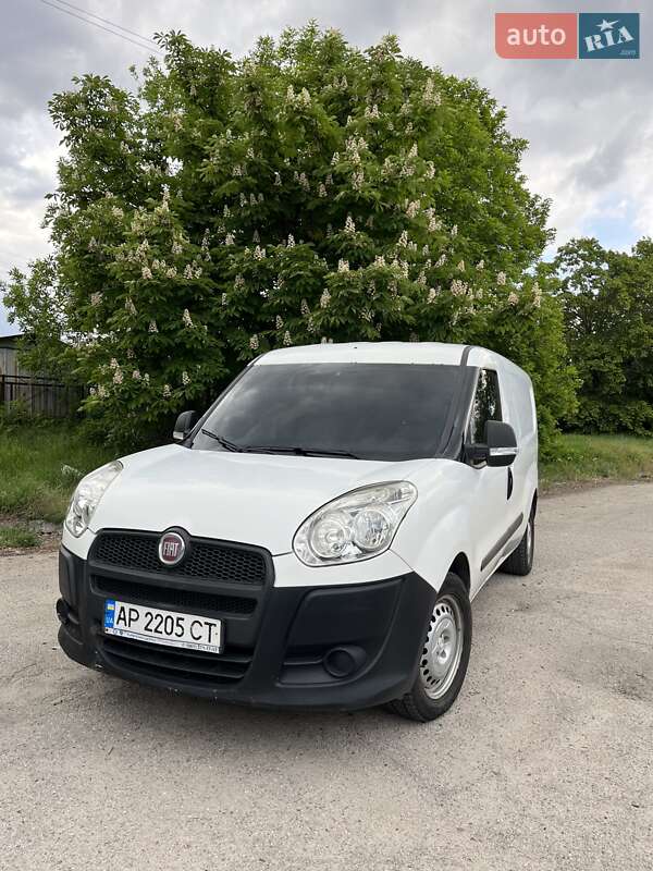 Грузовой фургон Fiat Doblo 2012 в 