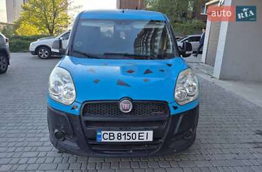 Вантажопасажирський фургон Fiat Doblo 2010 в Львові