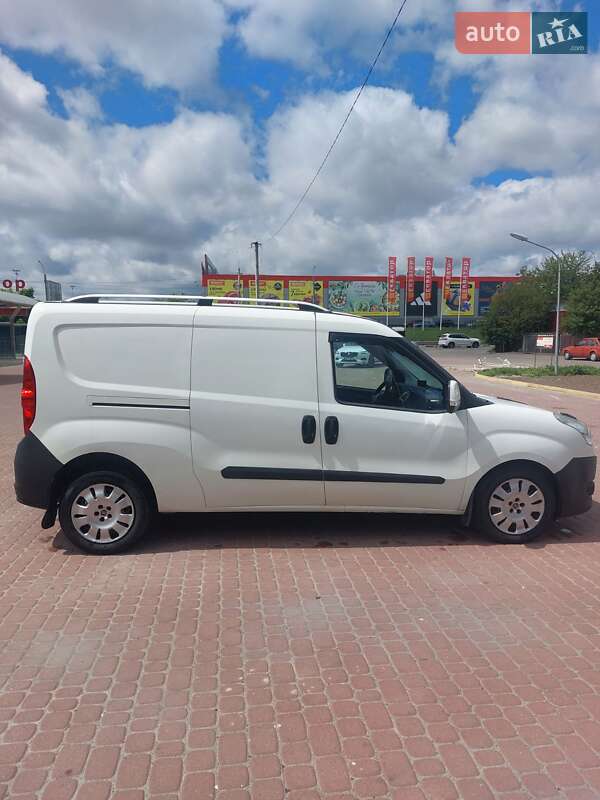 Грузовой фургон Fiat Doblo 2014 в Ровно