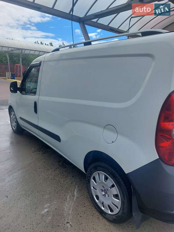 Грузовой фургон Fiat Doblo 2014 в Ровно