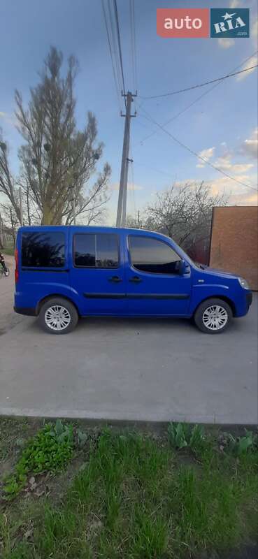 Минивэн Fiat Doblo 2007 в 