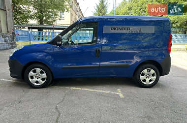 Вантажний фургон Fiat Doblo 2010 в 