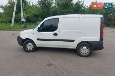 Грузопассажирский фургон Fiat Doblo 2012 в 