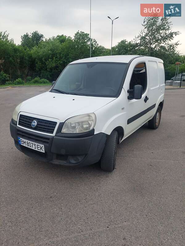 Грузопассажирский фургон Fiat Doblo 2012 в 