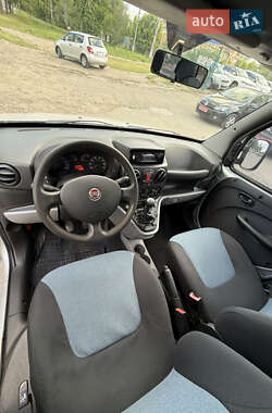 Минивэн Fiat Doblo 2012 в 