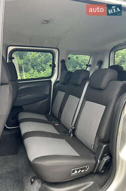 Минивэн Fiat Doblo 2010 в 