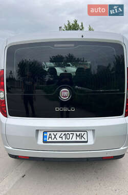 Минивэн Fiat Doblo 2010 в 