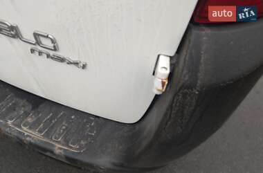 Грузовой фургон Fiat Doblo 2011 в 