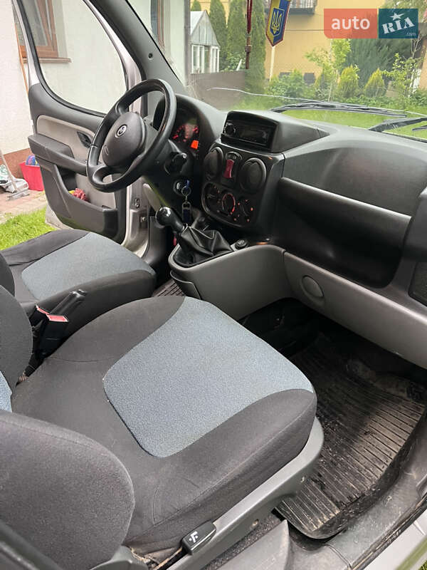 Минивэн Fiat Doblo 2006 в Ивано-Франковске фото 11 Минивэн Fiat Doblo 2006 в Ивано-Франковске