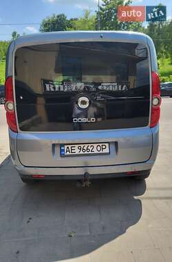 Минивэн Fiat Doblo 2011 в 