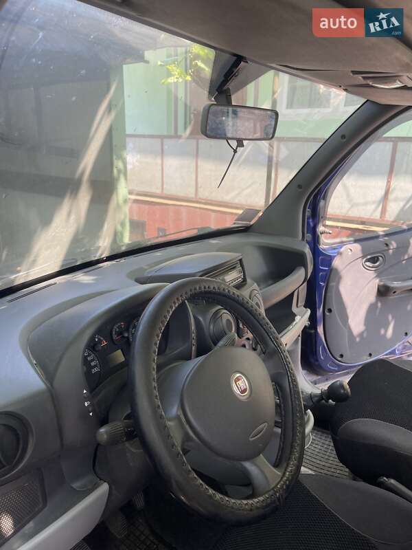 Минивэн Fiat Doblo 2009 в Козельце