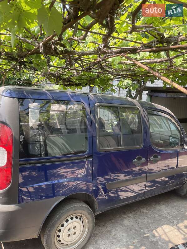 Минивэн Fiat Doblo 2009 в Козельце