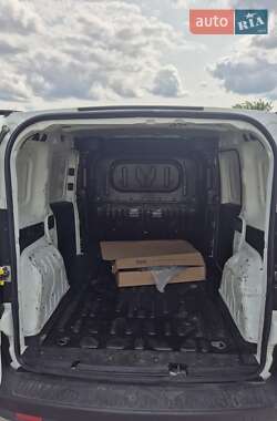 Грузовой фургон Fiat Doblo 2011 в 