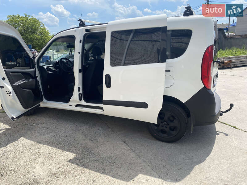 Мінівен Fiat Doblo 2020 в Святопетрівське