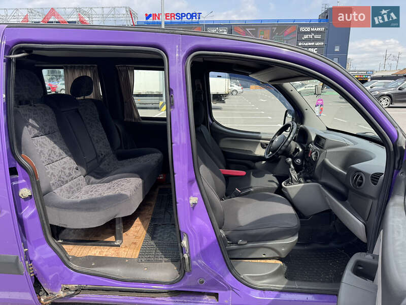 Минивэн Fiat Doblo 2008 в Киеве