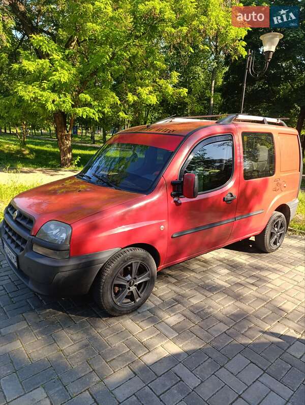Минивэн Fiat Doblo 2003 в Краматорске