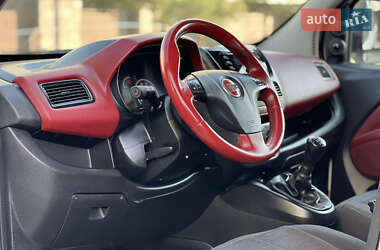 Мінівен Fiat Doblo 2011 в 