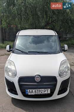 Минивэн Fiat Doblo 2012 в Киеве