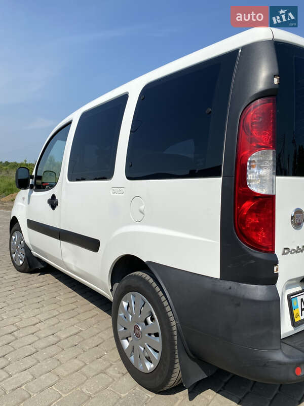Минивэн Fiat Doblo 2008 в Луцке