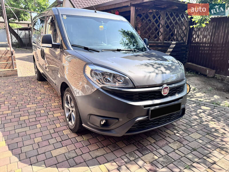 Минивэн Fiat Doblo 2017 в Марганце