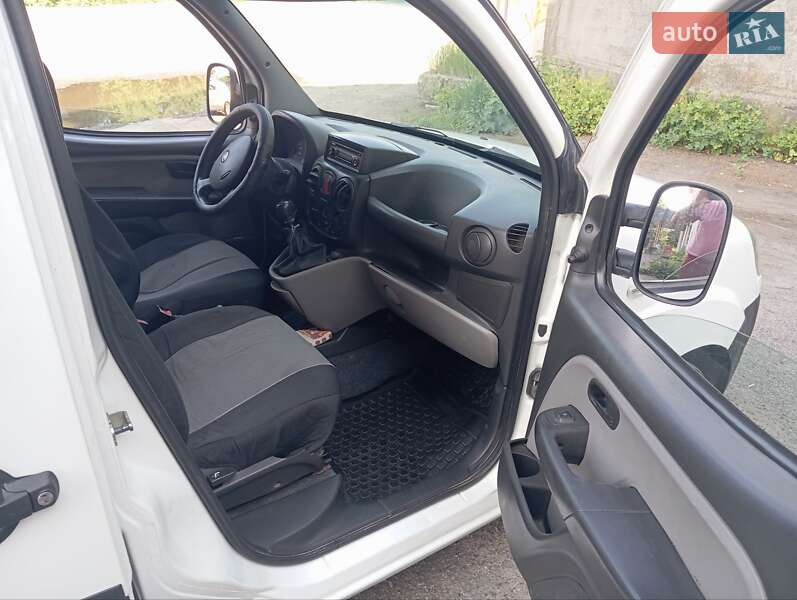 Минивэн Fiat Doblo 2007 в Виннице