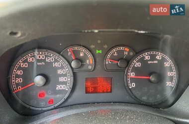 Грузовой фургон Fiat Doblo 2011 в 
