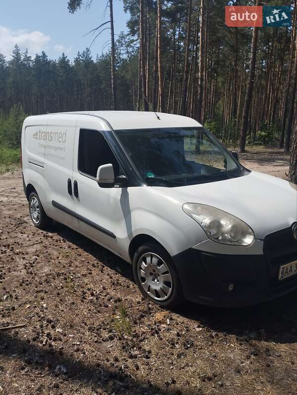 Грузовой фургон Fiat Doblo 2013 в Киеве