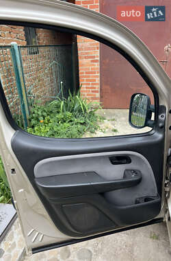 Минивэн Fiat Doblo 2008 в 