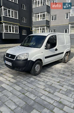 Вантажний фургон Fiat Doblo 2012 в Охтирці