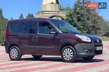 Минивэн Fiat Doblo 2010 в 