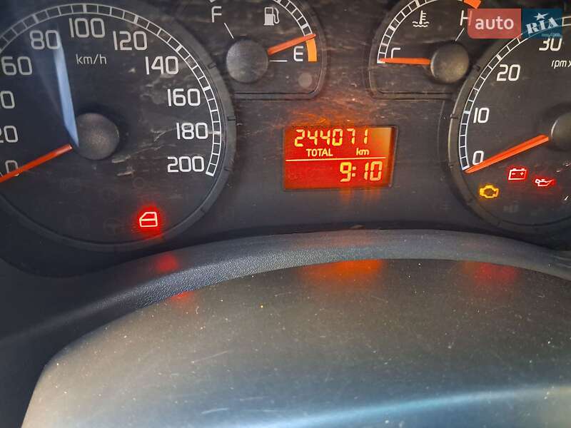 Минивэн Fiat Doblo 2009 в Черновцах