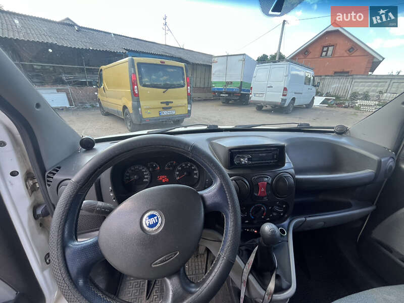 Мінівен Fiat Doblo 2007 в Рівному