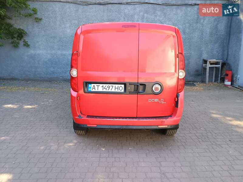Грузовой фургон Fiat Doblo 2011 в Ивано-Франковске