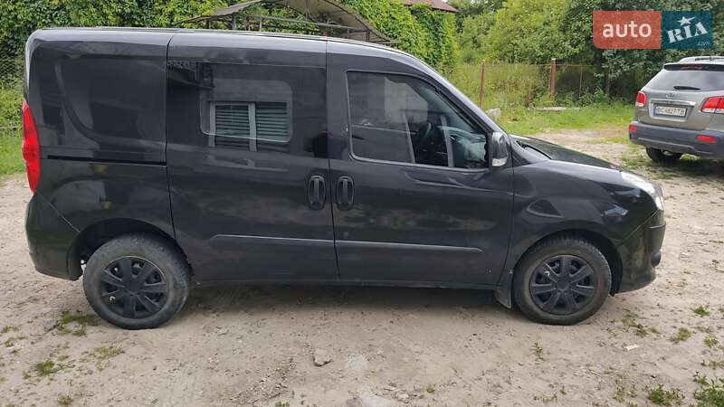 Грузовой фургон Fiat Doblo 2013 в Дрогобыче